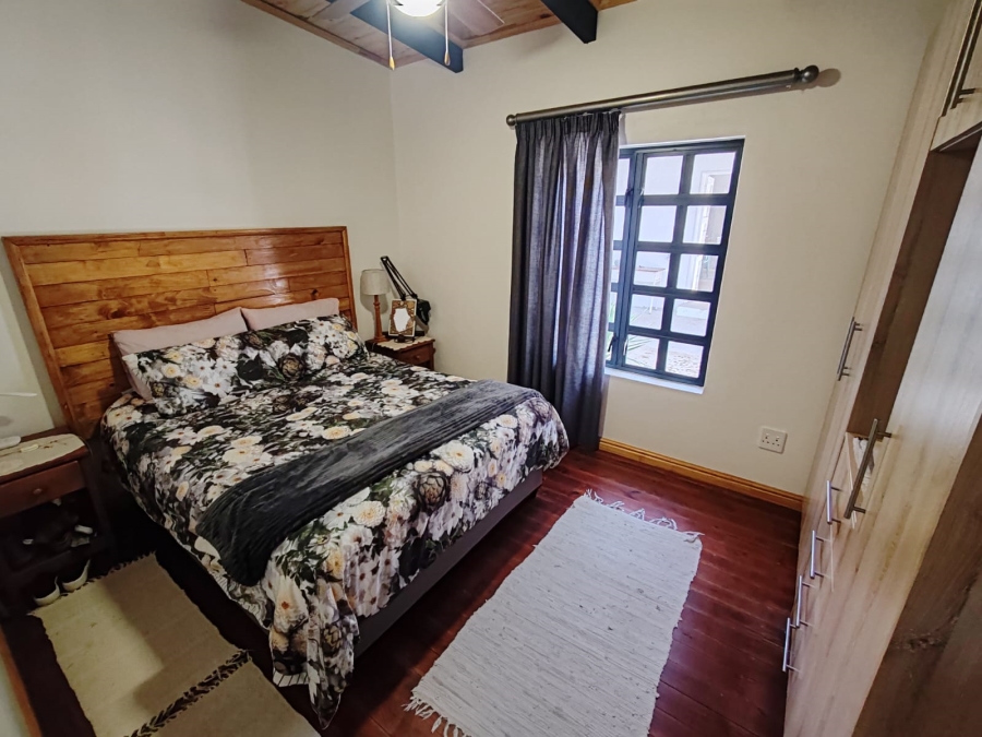 5 Bedroom Property for Sale in Hopefield Western Cape